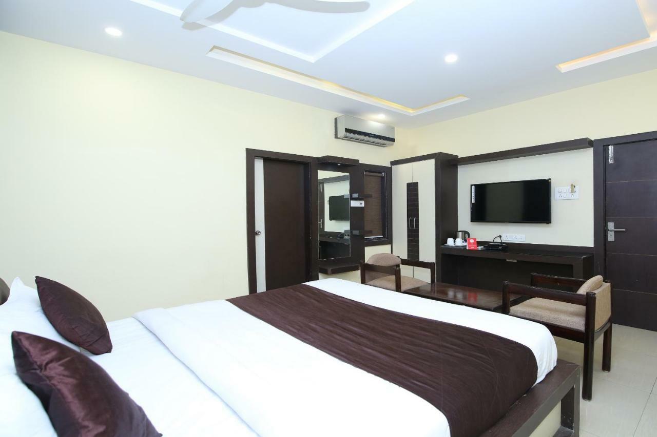 Hotel Rahul Jabalpur Eksteriør billede